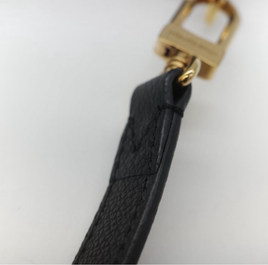 Louis Vuitton 路易威登BAGATELLE M46002 黑色全 皮壓紋彎月包牛角包斜背包單肩-14