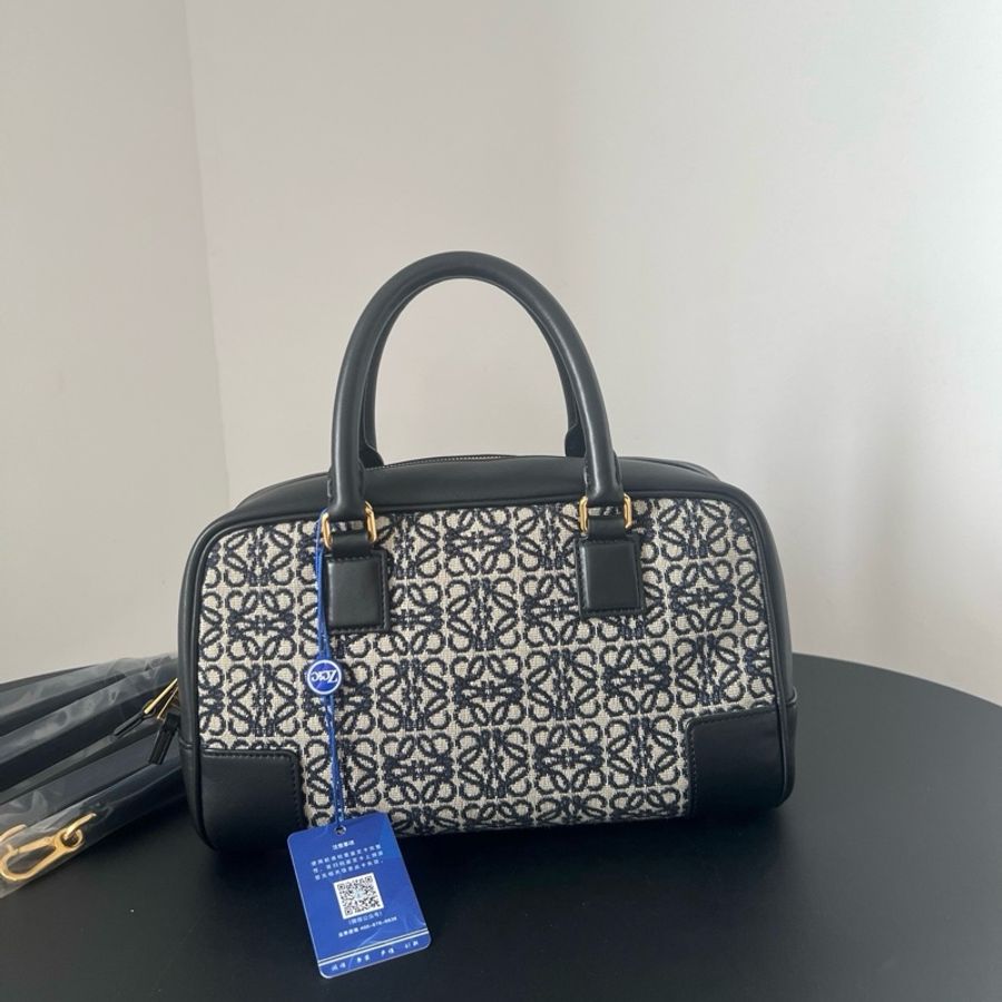 Loewe/羅意威Amazona波士頓手提包斜背包 黑色,金扣 附件:肩帶-1