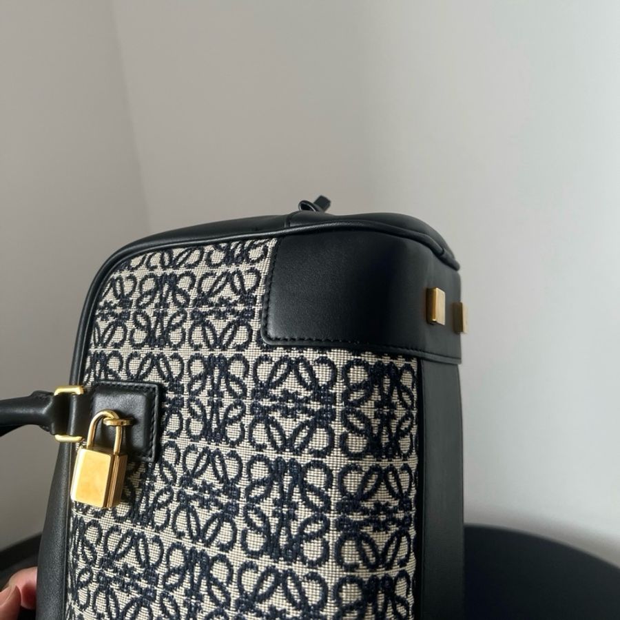 Loewe/羅意威Amazona波士頓手提包斜背包 黑色,金扣 附件:肩帶-7