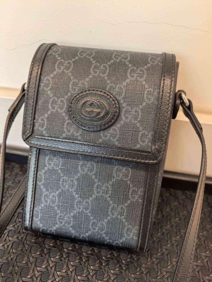 古馳GUCCI 黑色手機包 附件 塵袋-0