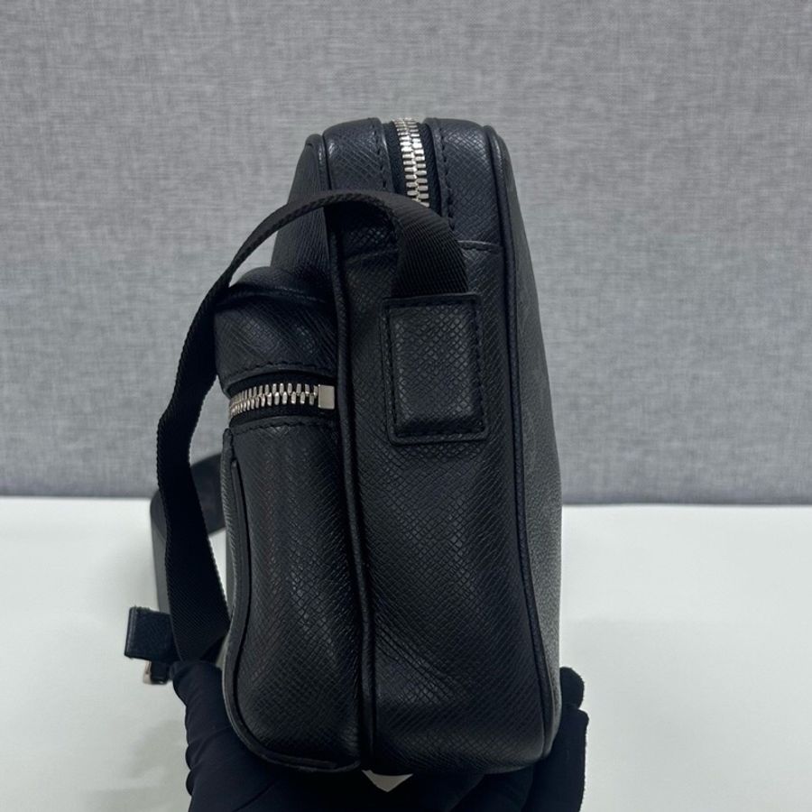 Louis Vuitton 路易威登 男士Outdoor黑武士 郵差包 芯片款-2
