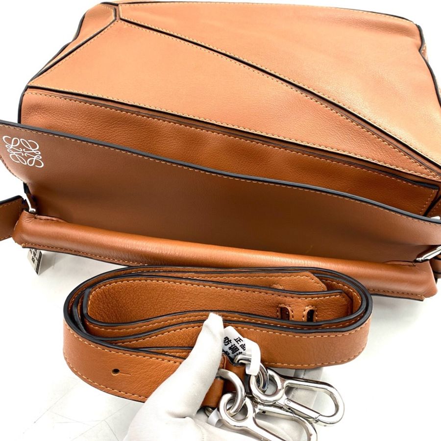LOEWE罗意威 焦糖色中号puzzle手提单肩包-4