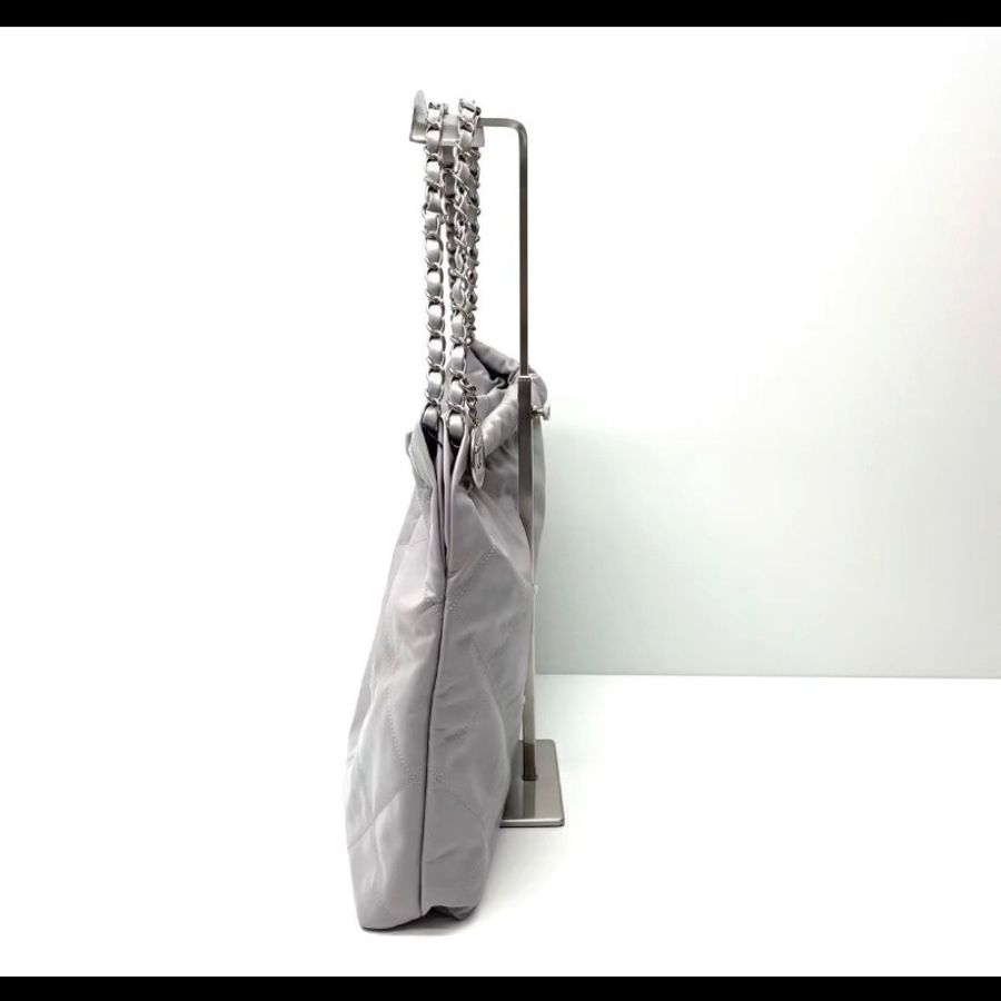 Chanel medium 22Bag 淺灰-7