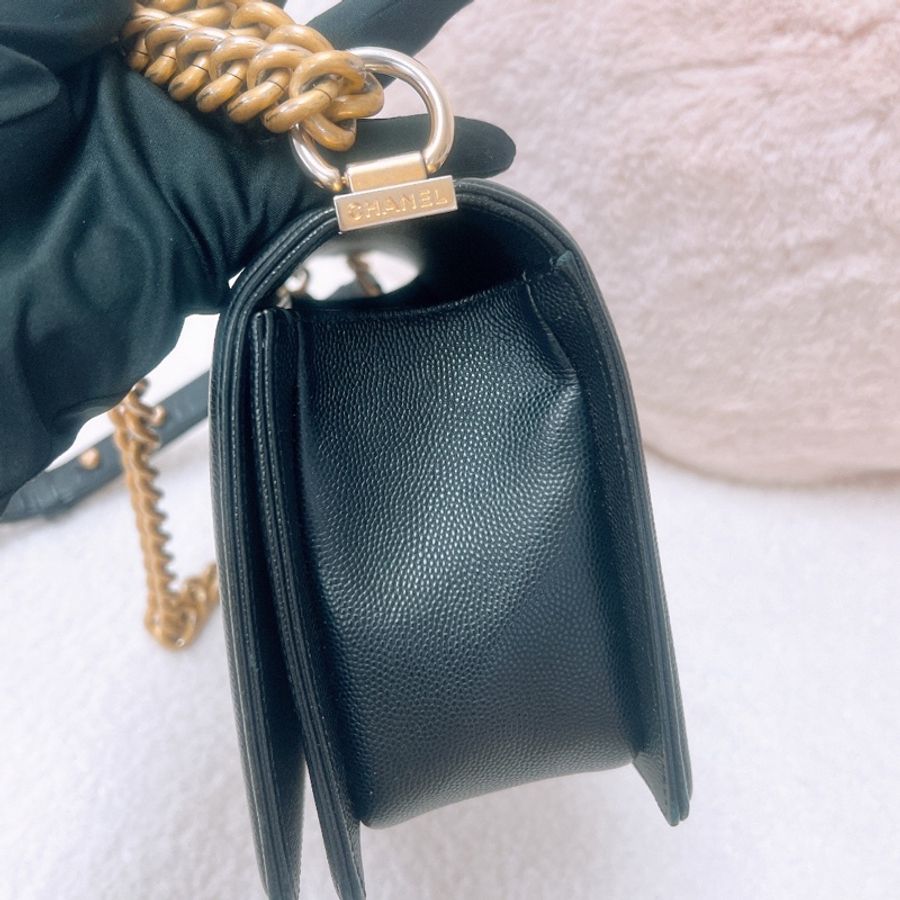 Chanel boy 25 黑金牛皮中號-8