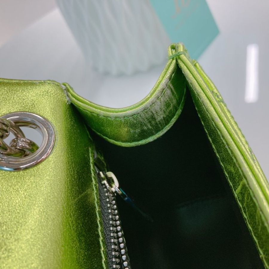 MS0743 Ferragamo 菲拉格慕翻蓋式鍊帶包包 Gancini Flap Lime-13