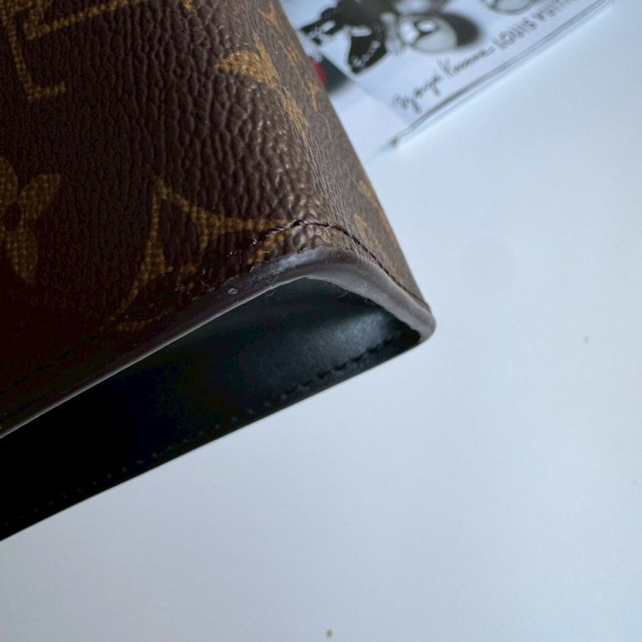 💥收納好幫手 LV 99閒置 咖色花紋拼黑邊手拿包-3