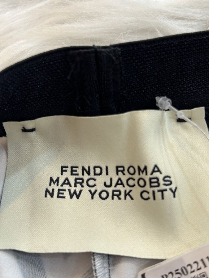 Fendi 白底 滿版印花 Marc Jacob’s 聯名款 長褲 內搭褲-2