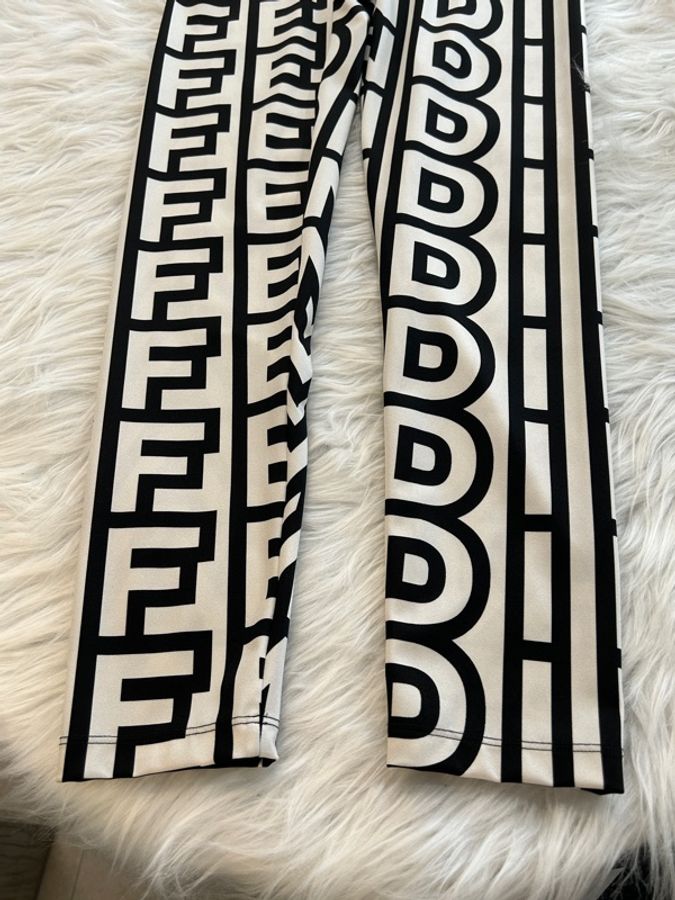 Fendi 白底 滿版印花 Marc Jacob’s 聯名款 長褲 內搭褲-7