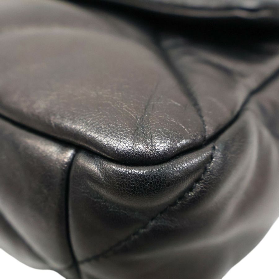 黑色 羊皮 19 Flap Bag 兩用包 金扣 (變色)【CHANEL 香奈兒】 AS1161-11