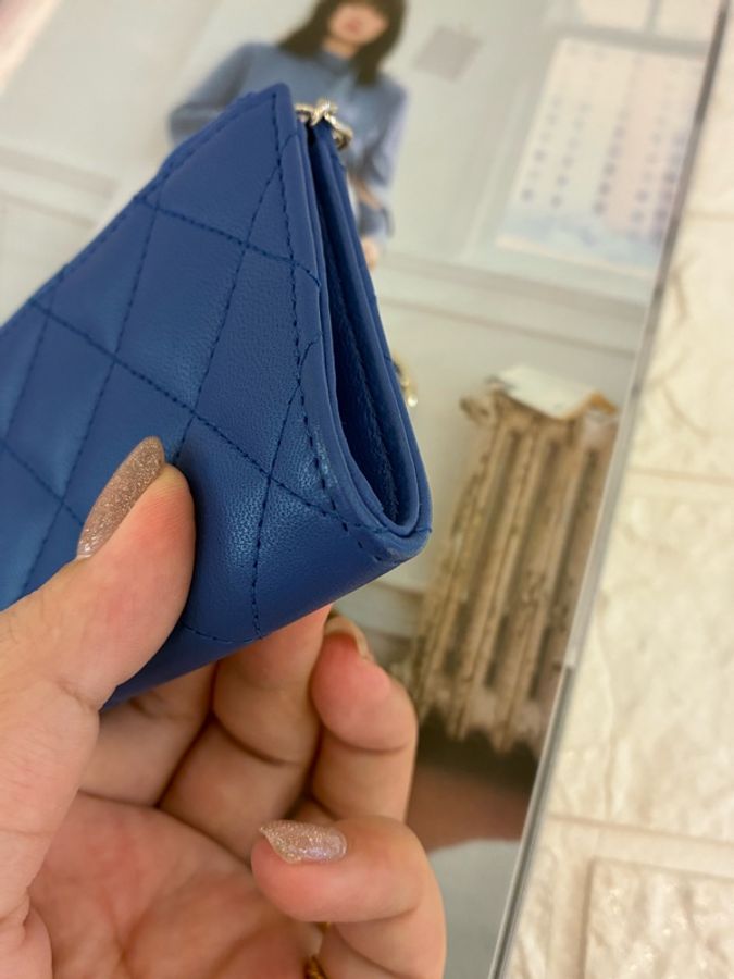 Chanel藍羊皮L型拉鍊鑰匙零錢包👛-11