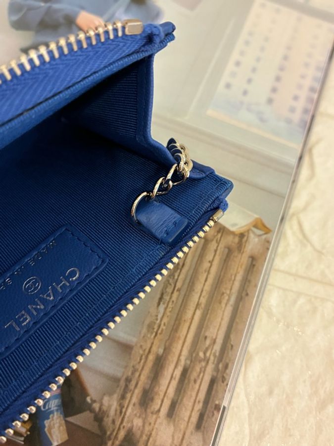 Chanel藍羊皮L型拉鍊鑰匙零錢包👛-25