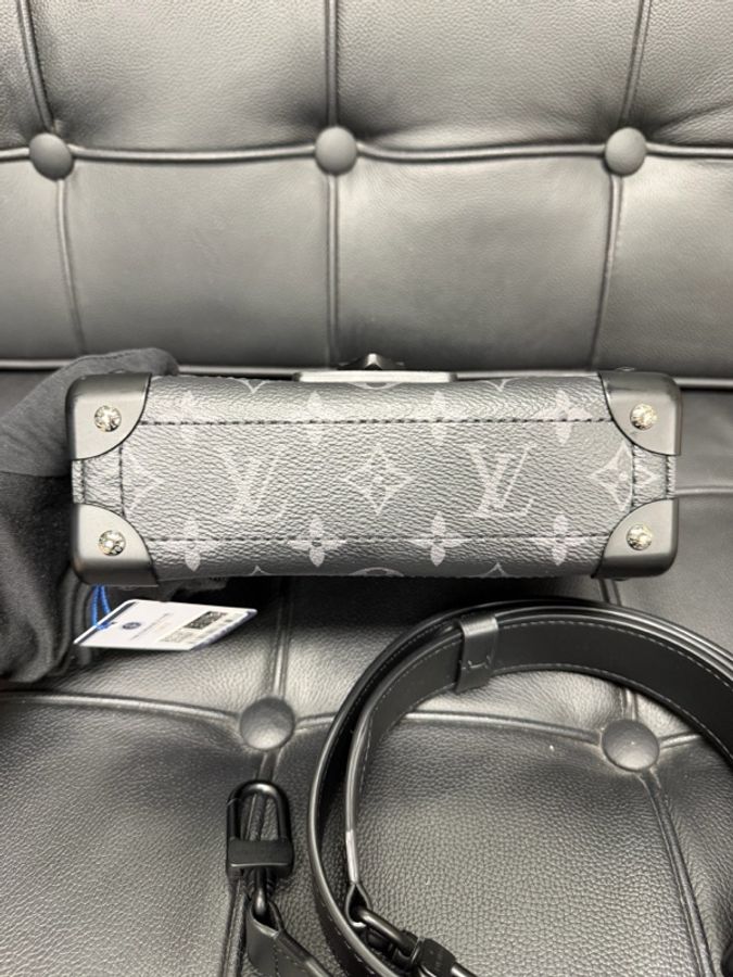 LOUIS VUITTON SOUL TRUNK 可拆卸可調節肩帶 Monogram Eclipse塗層帆布 郵差包單肩斜挎手提包-2