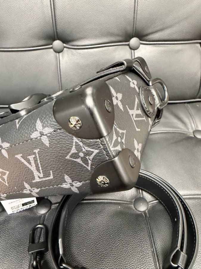 LOUIS VUITTON SOUL TRUNK 可拆卸可調節肩帶 Monogram Eclipse塗層帆布 郵差包單肩斜挎手提包-4