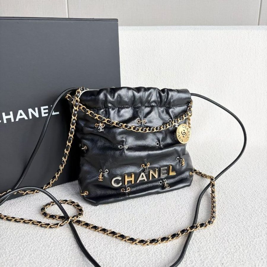 Chanel 限定吊墜mini22Bag 芯片款 黑金 油蠟牛皮 17*17*6 99新配件盒 塵袋-2