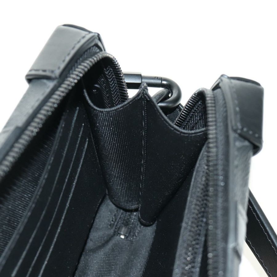 【日本直送】路易威登 Monogram Eclipse 軟式旅行箱錢包包 M69838 LV Auth 183106V-20