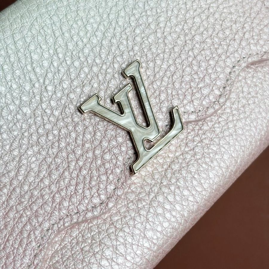 ::LOUIS VUTTION:: LV M83686 Capucines Compact 漸層粉色煥彩皮革三摺釦式中夾-19