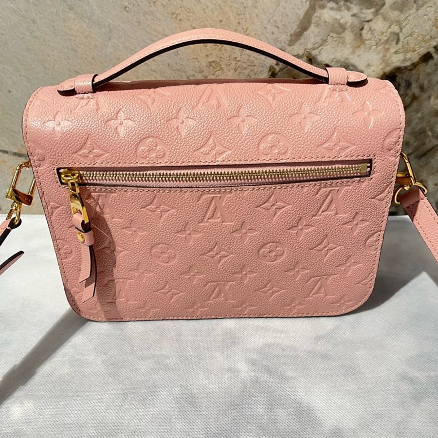 Louis Vuitton 粉牛皮壓紋郵差包-2