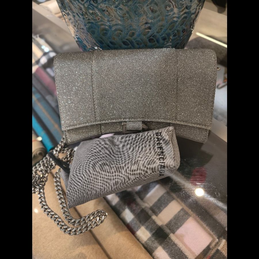 Balenciaga閃銀色斜挎包-5