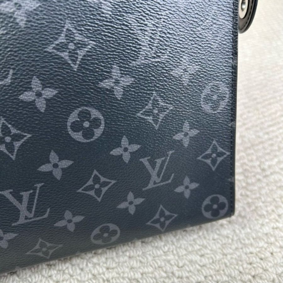 LV路易威登手拿包洗漱包 經典黑花配黑色皮革-13