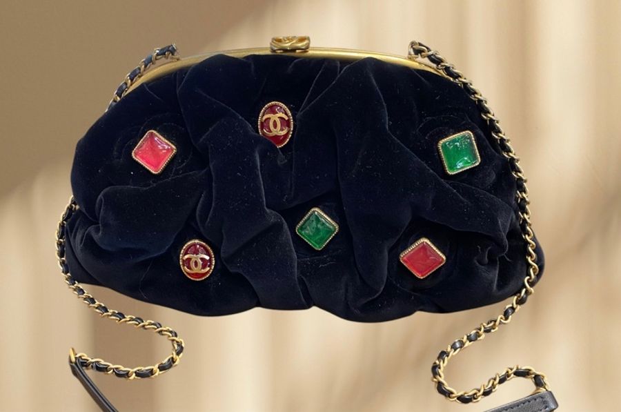 Chanel 限量寶石工藝晚宴包-3