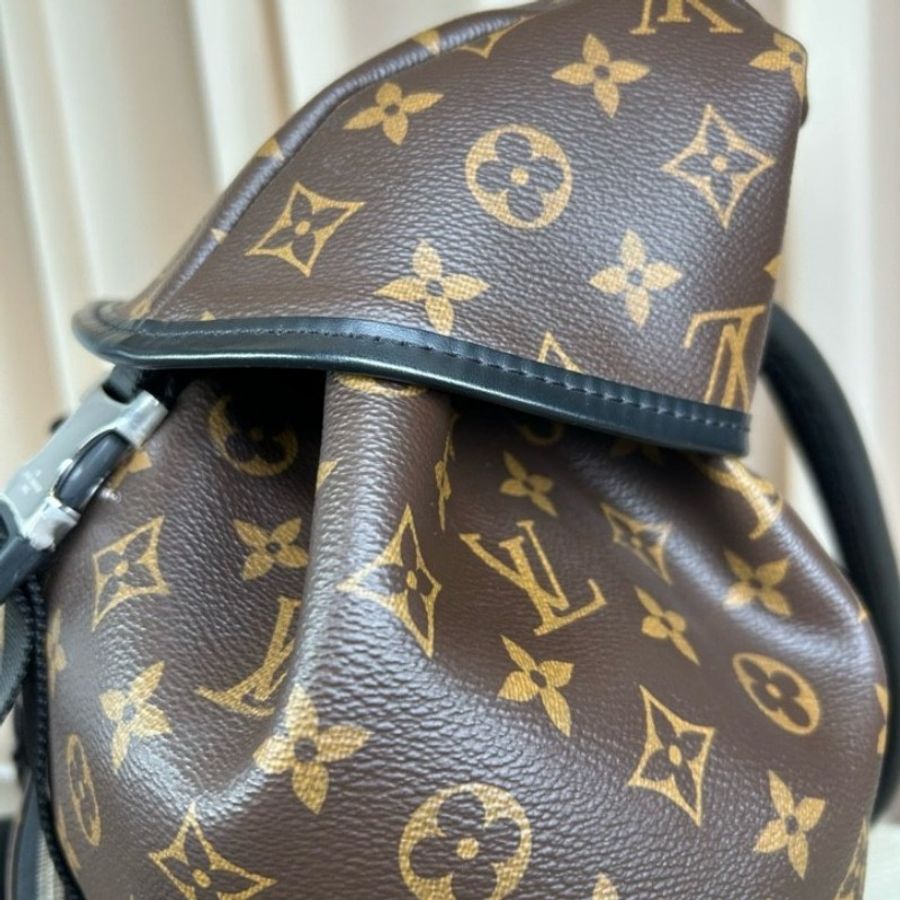 LV路易威登Zack 老花雙肩包 容量巨大-24