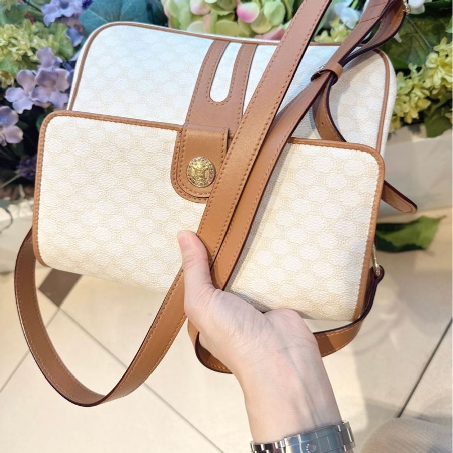 思琳Celine Vintage 古董絕版 日本中古 稀少 白色老花凱旋門 豆腐包 郵差包 斜背包-12