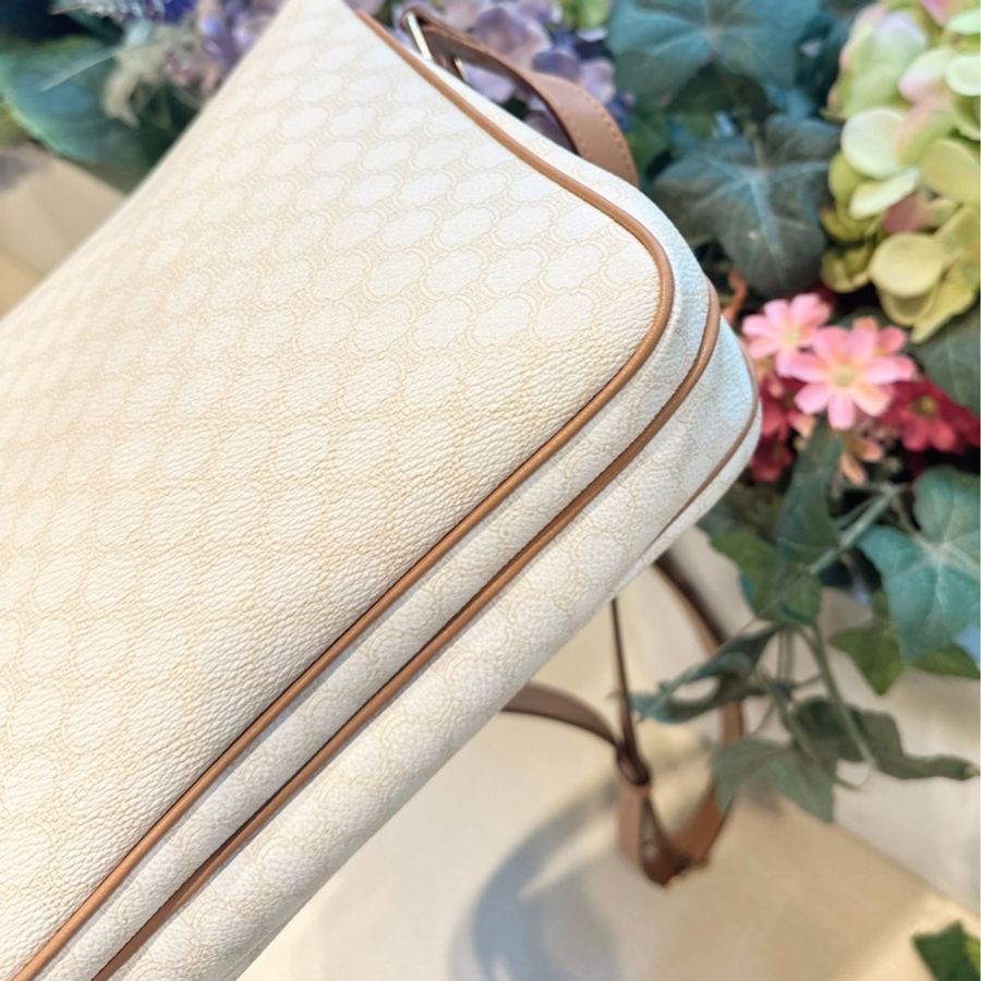 思琳Celine Vintage 古董絕版 日本中古 稀少 白色老花凱旋門 豆腐包 郵差包 斜背包-14