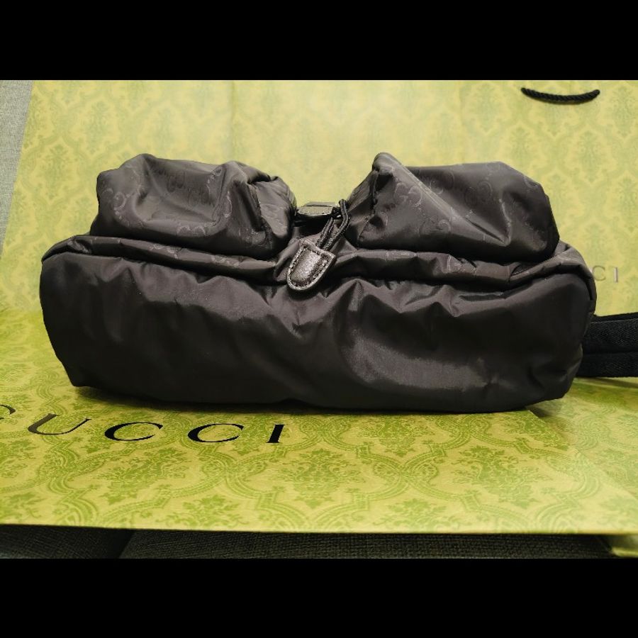 全新Gucci 印花logo尼龍牛皮飾邊後背包-3