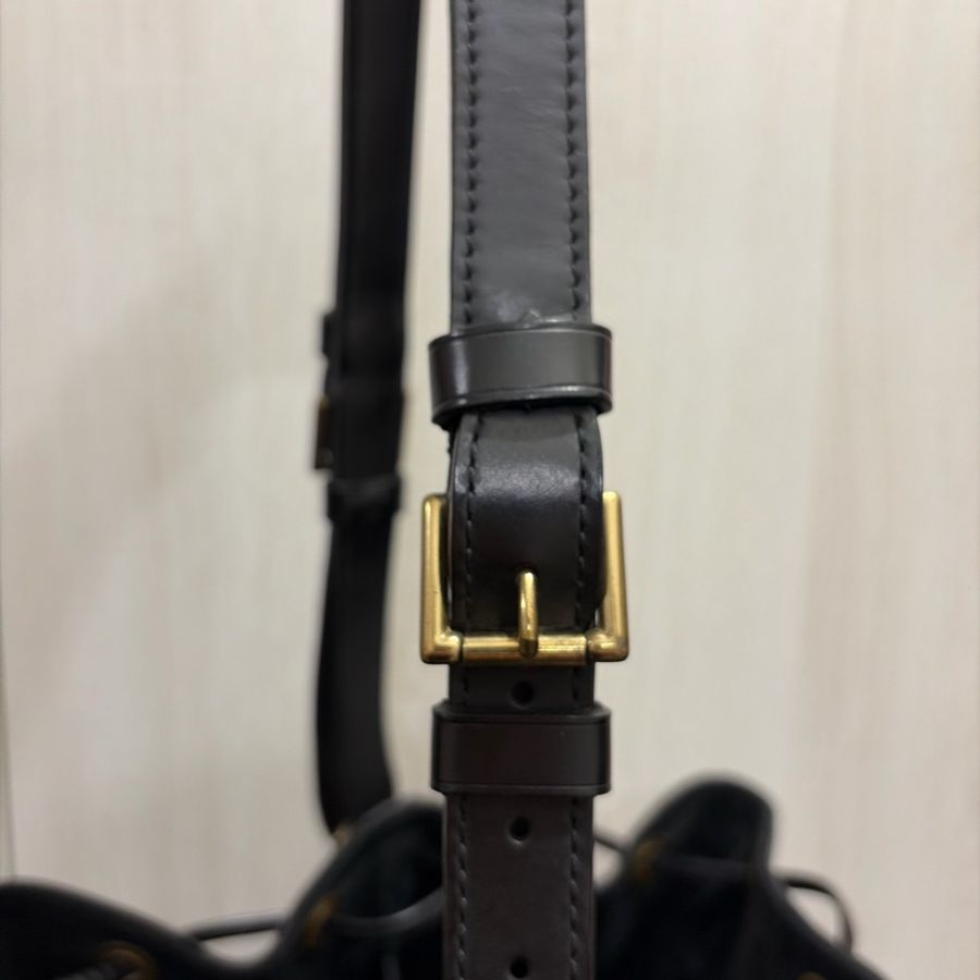 Louis Vuitton Noe GM水波紋水桶包 大/黑色 Epi Leather-16
