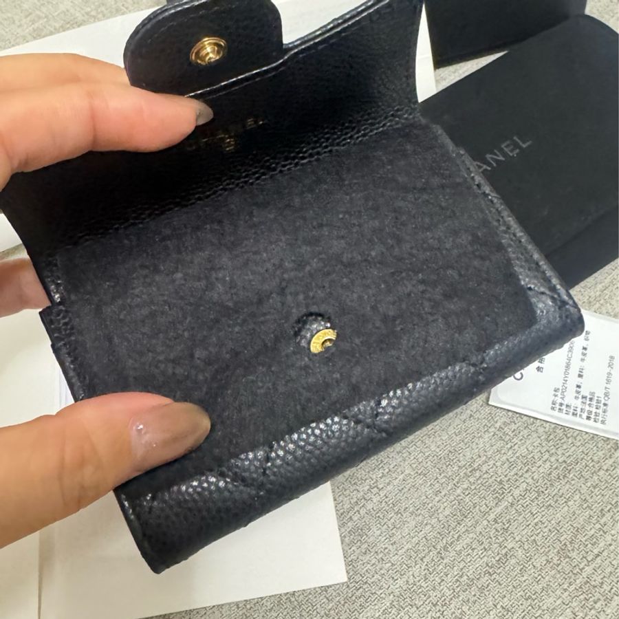 Chanel coco 黑金荔枝卡片短夾-5
