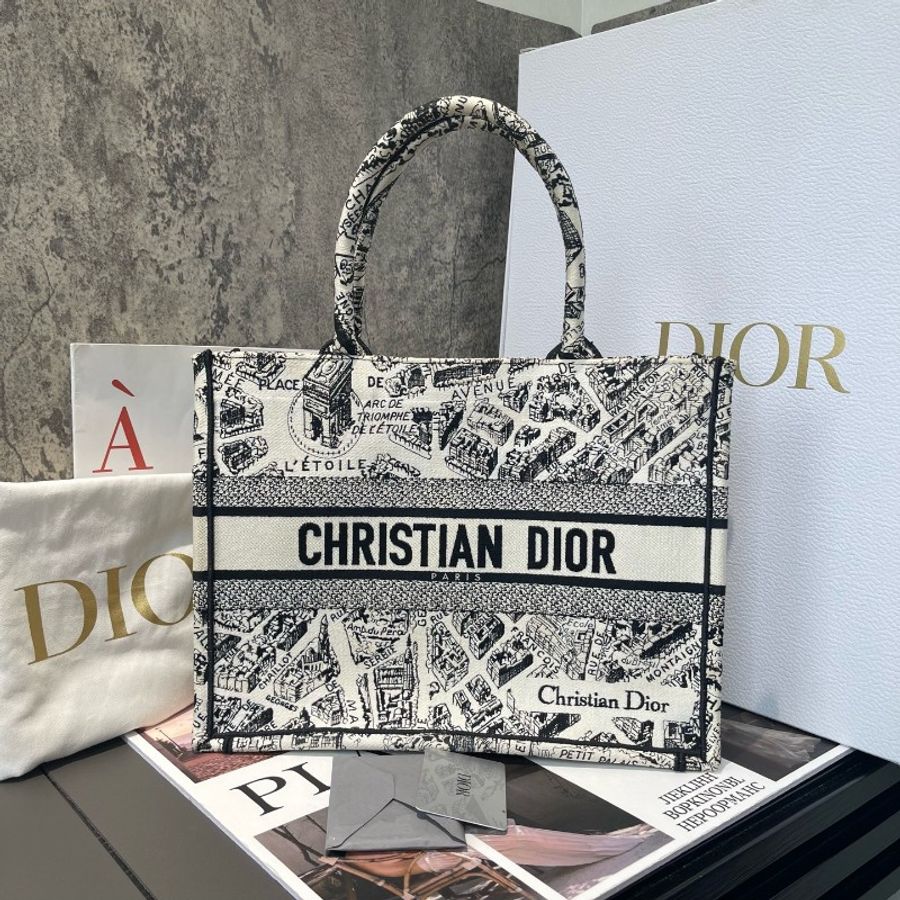 Dior BOOK TOTE浪漫巴黎系列中號托特-1