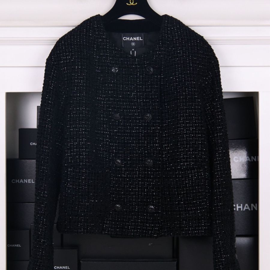Chanel 22B秋冬预告系列金高银同款黑色丝绒细闪双排扣两口袋外套-0