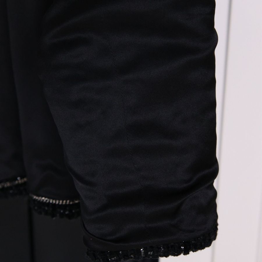 Chanel 22B秋冬预告系列金高银同款黑色丝绒细闪双排扣两口袋外套-23
