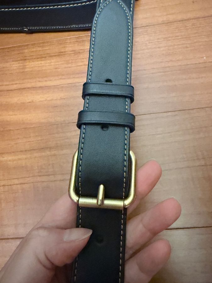 coach黑色貝殼包-17