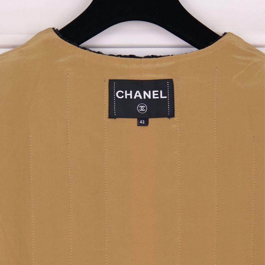 Chanel 19年埃及系列黑金粗花呢琉璃扣四口袋外套-12