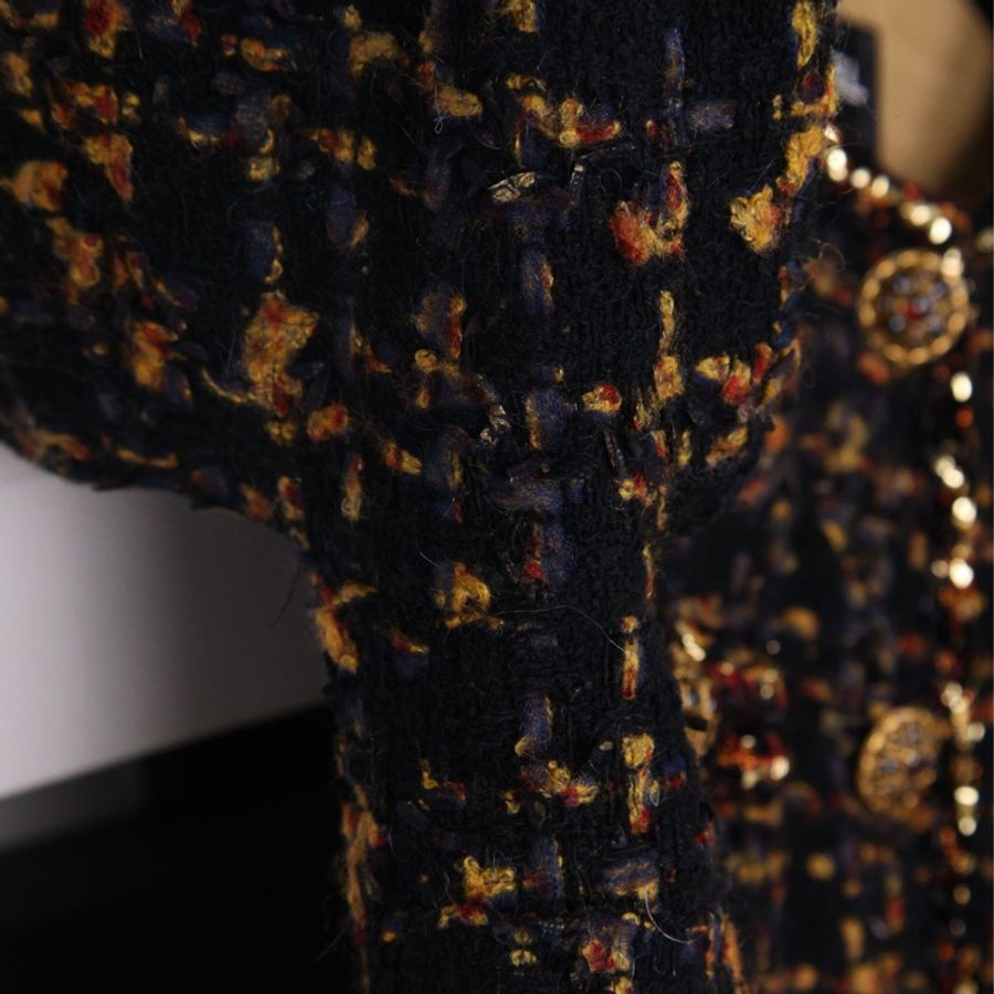 Chanel 19年埃及系列黑金粗花呢琉璃扣四口袋外套-16