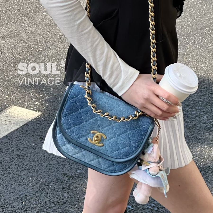 💎Chanel香奈兒|24S 19 Flap丹寧牛仔藍金扣鏈條包|小號郵差包|99新芯片款-0