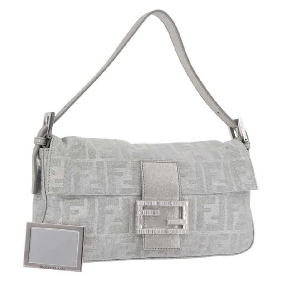 【日本直送】FENDI Zucca 帆布 Mamma Baguette 水鑽肩包 銀色 正品 am11868SM-0