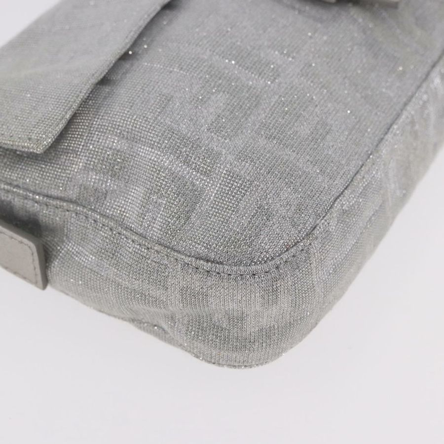 【日本直送】FENDI Zucca 帆布 Mamma Baguette 水鑽肩包 銀色 正品 am11868SM-14