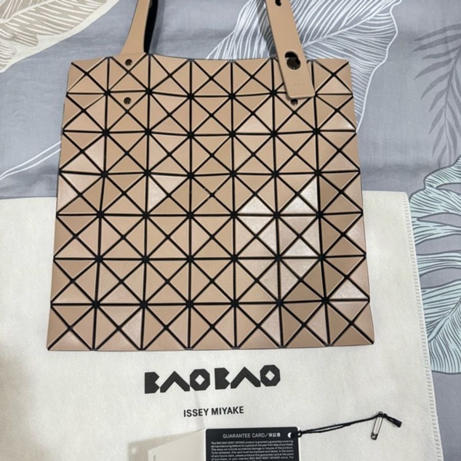ISSEY MIYAKE 三宅一生BAO BAO 7x7霧卡其-6