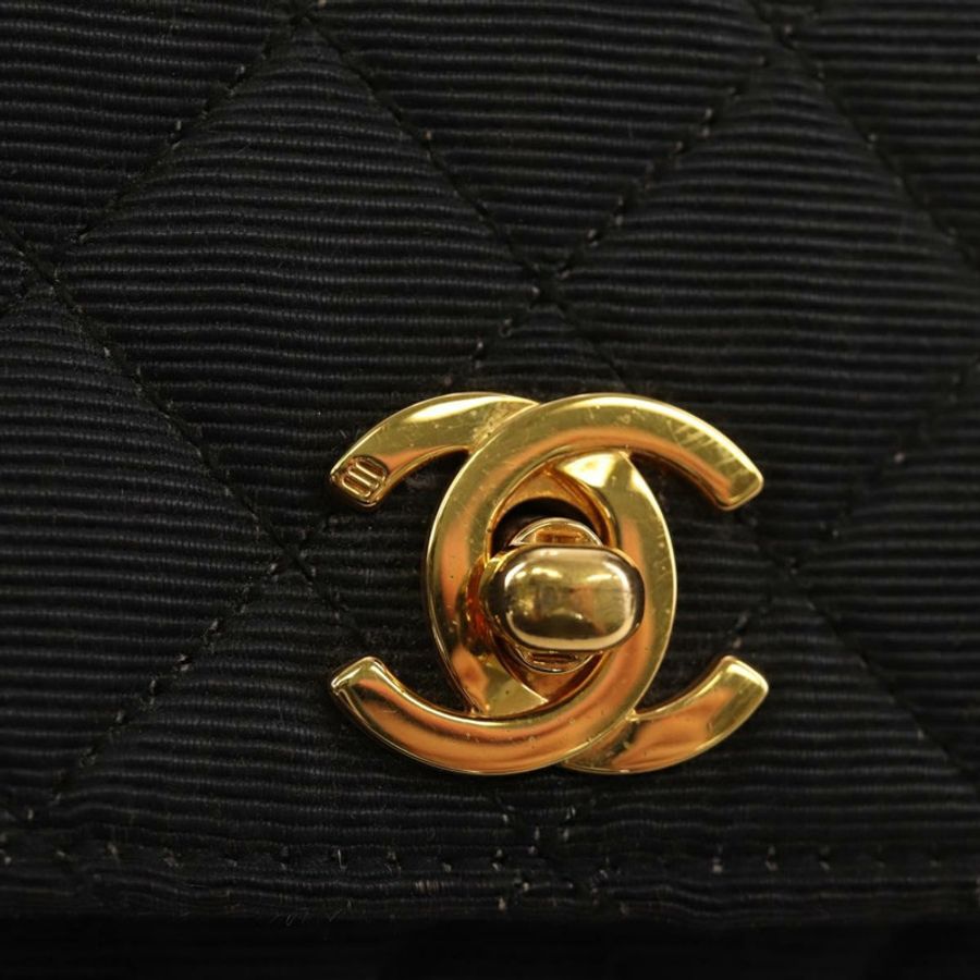 【日本直送】香奈兒 (CHANEL) 絎縫鏈條肩包,帆布材質,黑色,金色雙C標誌,貨號 184384V-17