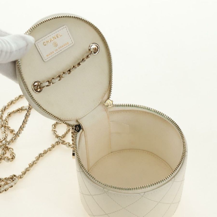 【日本直送】香奈兒 (CHANEL) 絎縫鏈條肩背包 白色 金色 CC 標誌 Auth bs35547SAM-20