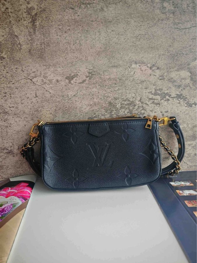 路易威登/Louis Vuitton 四合一 黑色-1