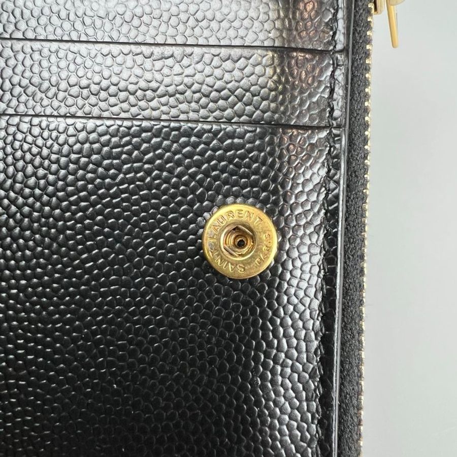 YSL 575974  黑金魚子醬二折短夾-7