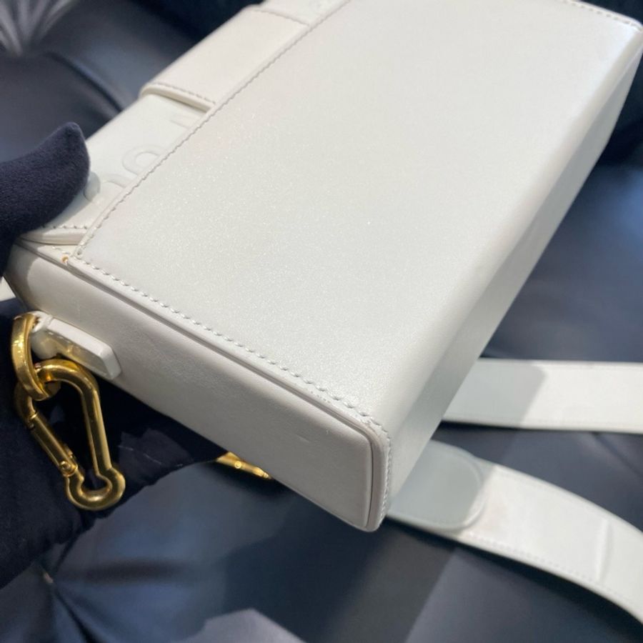 迪奧 Dior mini box 白金 奶白色光面牛皮革盒子包 寬肩帶可調節 底長17.5-5