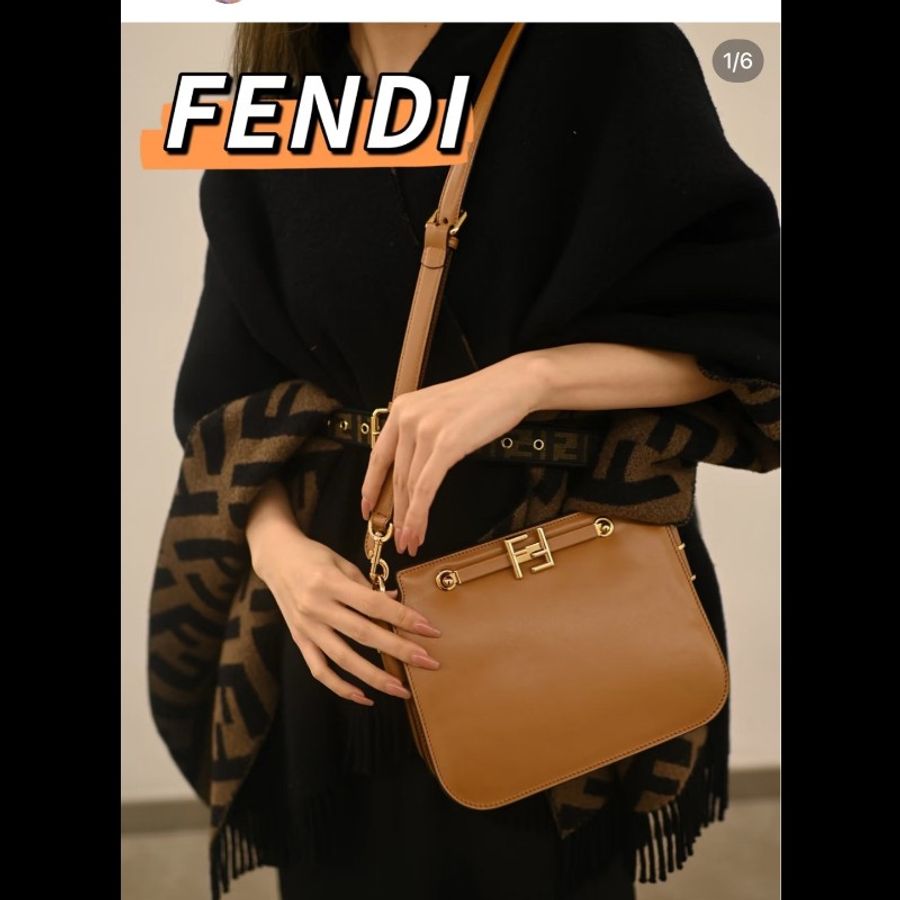 FENDI touch 焦糖色金扣 金屬FF夾扣 風琴包 牛皮-0