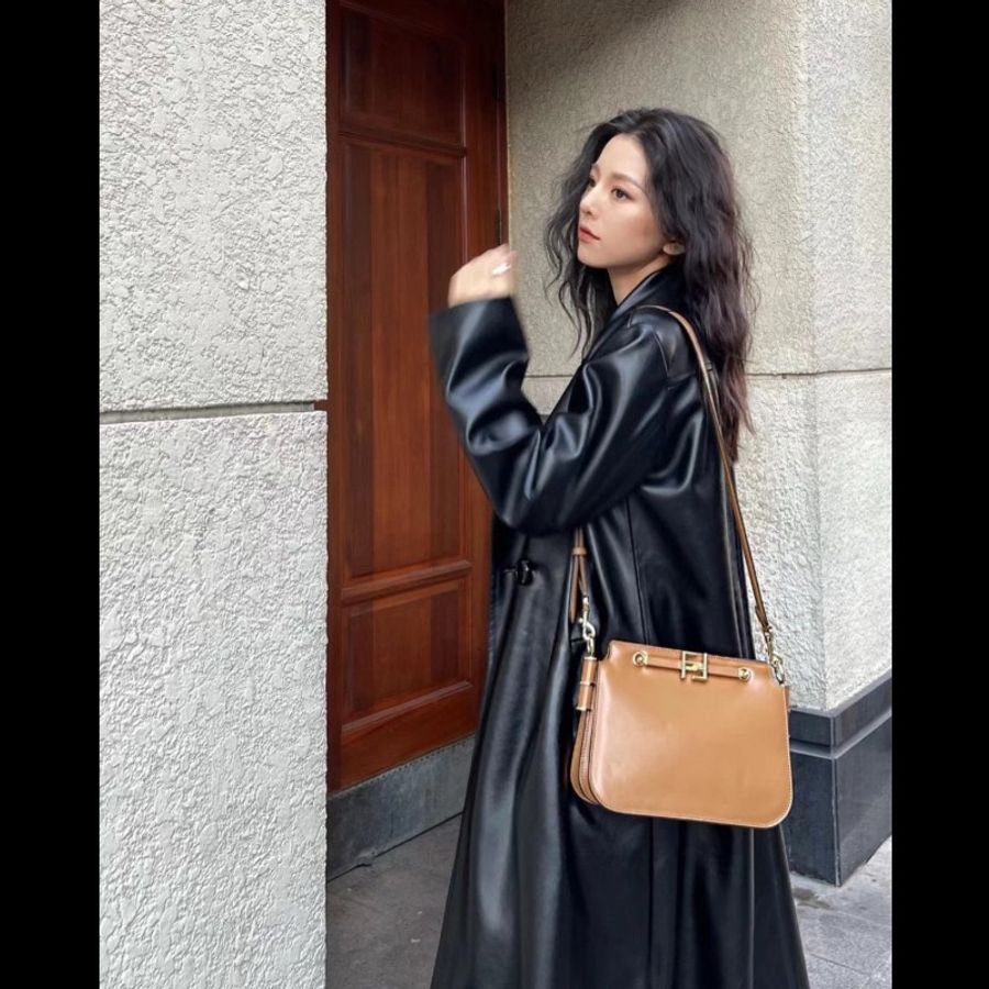 FENDI touch 焦糖色金扣 金屬FF夾扣 風琴包 牛皮-1