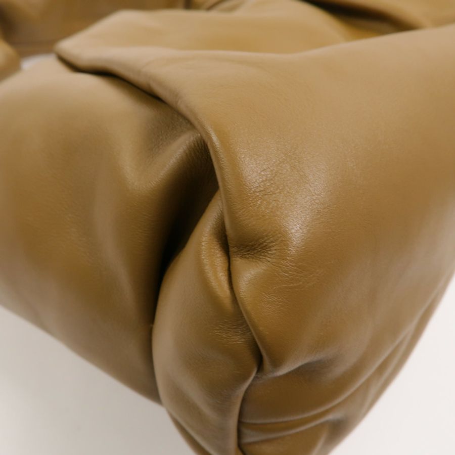 BOTTEGA VENETA 羊皮皮革Shoulder Pouch Medium肩背袋-12