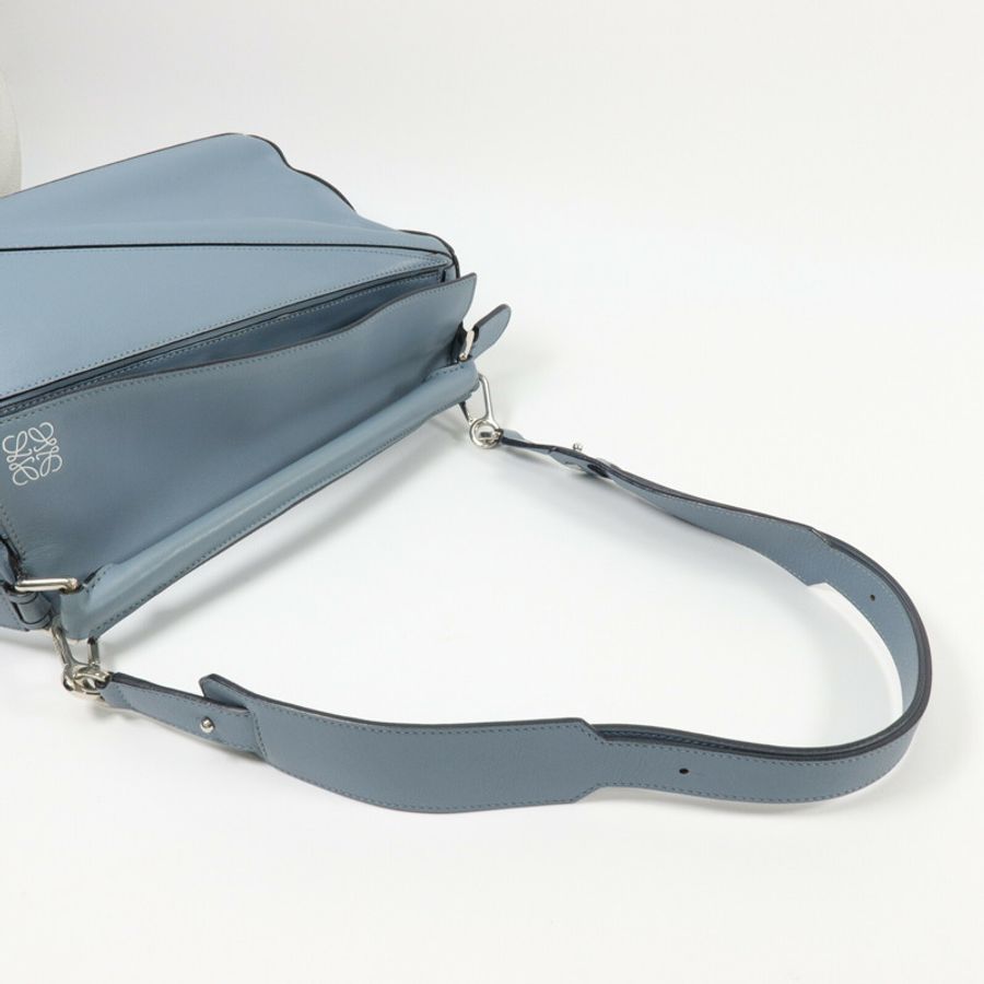 LOEWE 牛皮皮革Puzzle Medium手挽肩背兩用袋-9