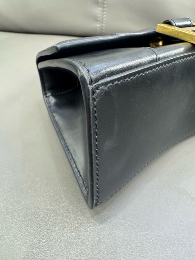 Balenciaga巴黎世家/沙漏xs,牛皮革 長22.9 x 14x 10-3